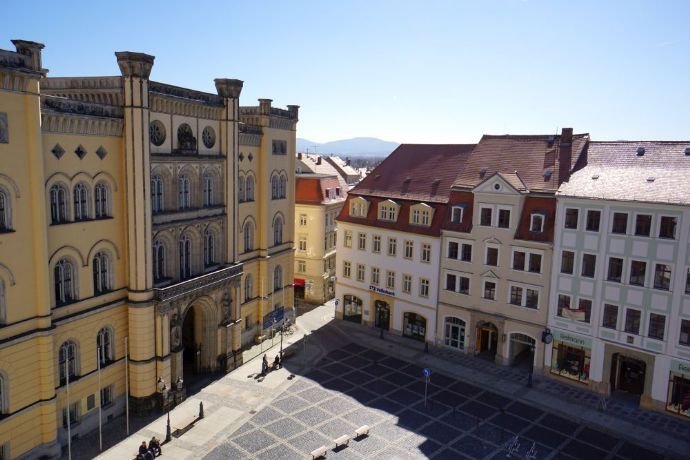 attraktive Wohn- oder Gewerbeeinheit am Markt in Zittau