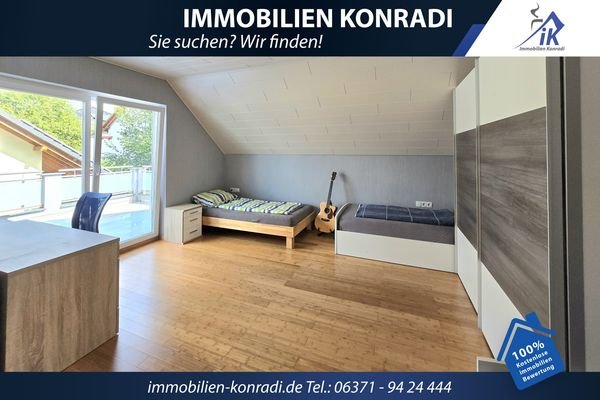 Schlafzimmer OG