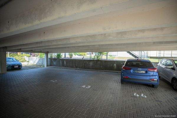 Parkdeck mit Stellplatz