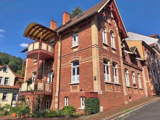 Außenansicht im Sommer