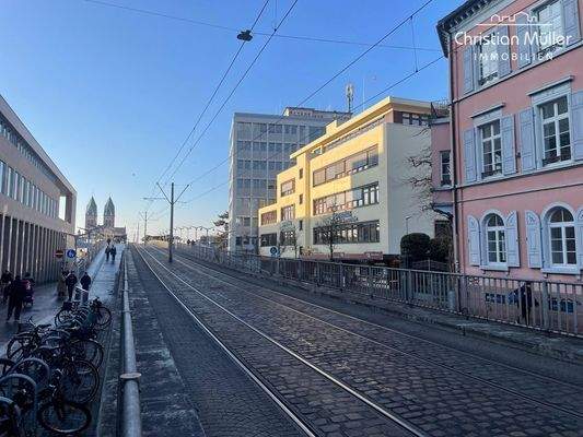 Außenansicht des Gebäudes