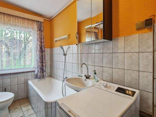 Wannenbad Erdgeschoss