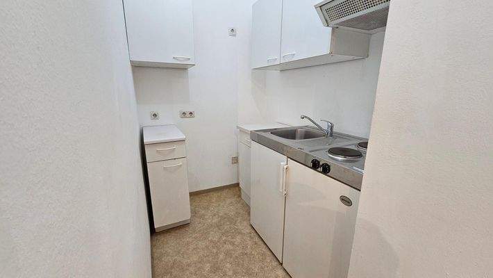 20251222_140410_resized