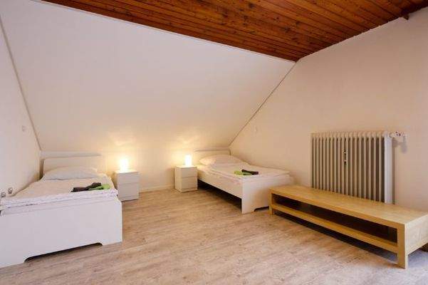 014 1 Schlafzimmer3 Einzelbetten (1 von 1)