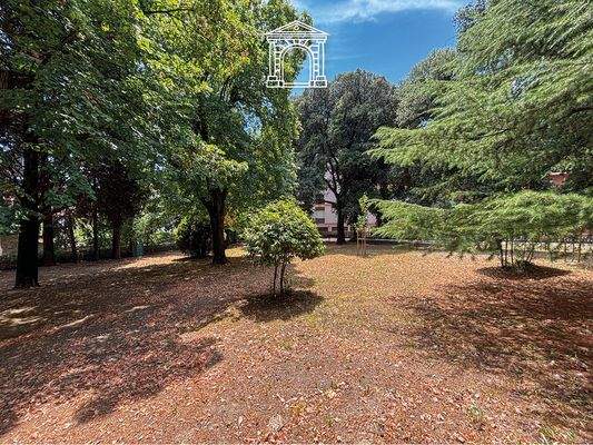 L.go Promontorio19.jpg