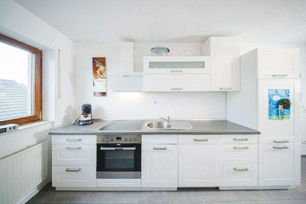 Helle Küche OG (vom Mieter)