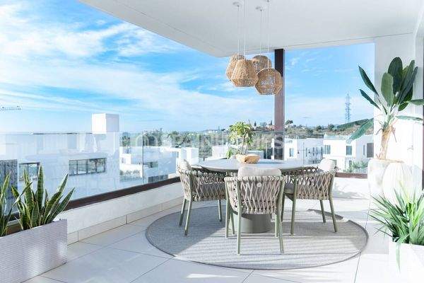 Well-Located Prestigious Apartments in Fuengirola