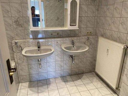 c18d6761-ba8f-45ed-aeea-1f4214412856