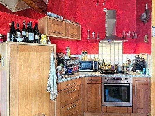 Offene Küche mit Einbauküche