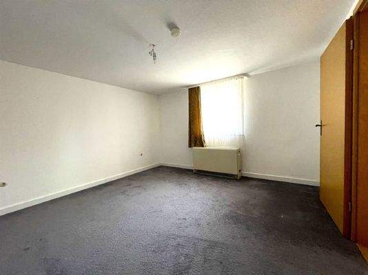 OG: Schlaf-/Arbeitszimmer 3