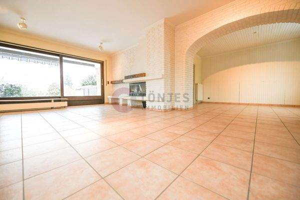 EG - Wohn- und Esszimmer