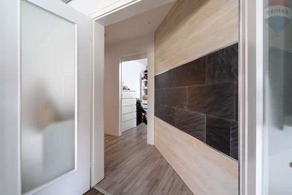 Haus vorne EG