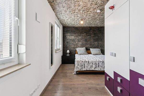 Schlafzimmer mit Ankleide