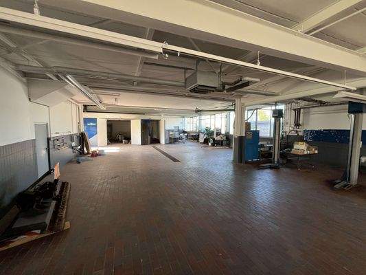 12205841-84c6-4e76-b6c4-e9392a01b7b6-1849368131