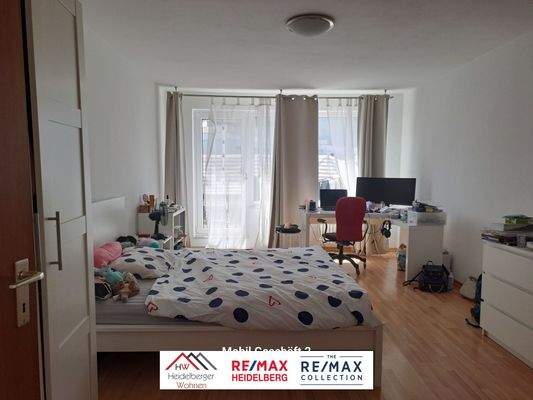  Großes Schlafzimmer 1