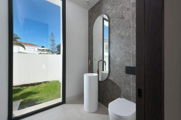 Photo: Villa in Marbella East