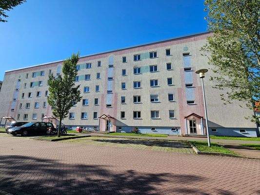 Dr.-Senst-Straße 1-4 (8)