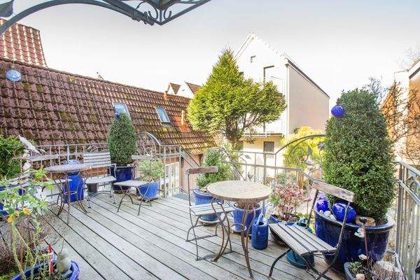 Balkon mit Zugang zum Garten