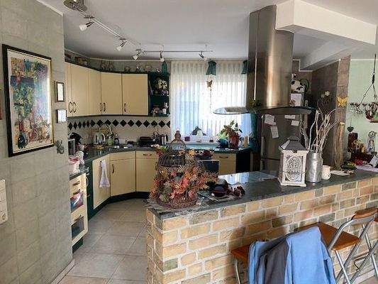 Küche mit Kochinsel