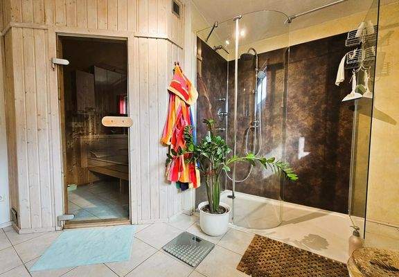 Sauna & Dusche
