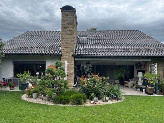 Haus von hinten nah.jpg