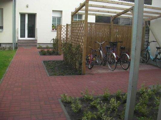 Fahrradabstellplatz außen