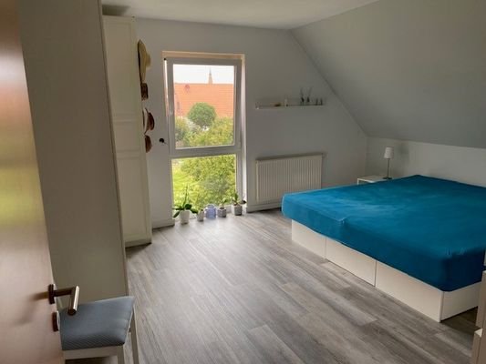 Schlafzimmer OG.jpg