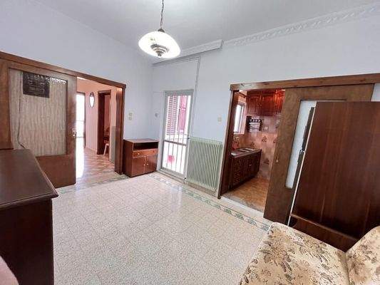 Kreta, Chania-Nea Chora: 2-Zimmer-Wohnung mit Balkon in der Nähe des Stadtzentrums zu verkaufen