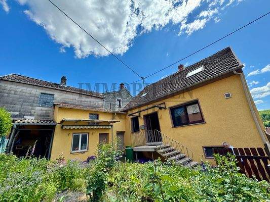 Rückansicht mit Garten