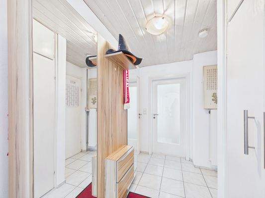 CAM05258G0-PR0061-STILL019