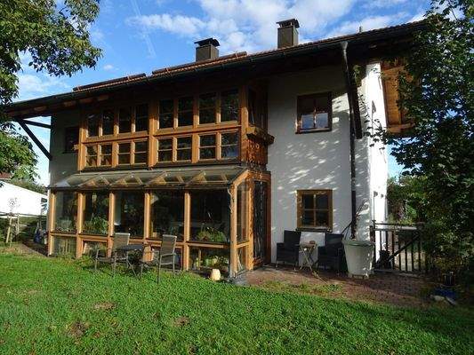 Südseite mit Wintergärten