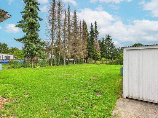 Ein-/Zweifamilienhaus mit Werkstatt in SB-Ensheim