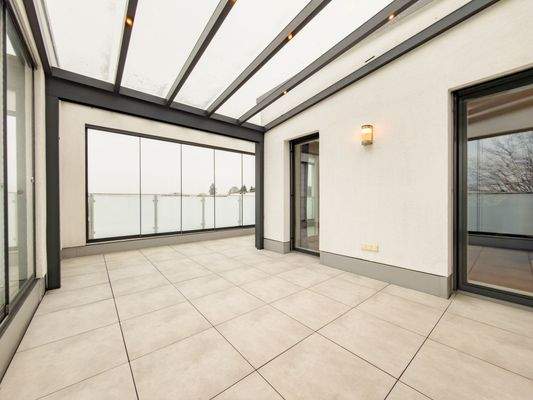 Überdachte Terrasse