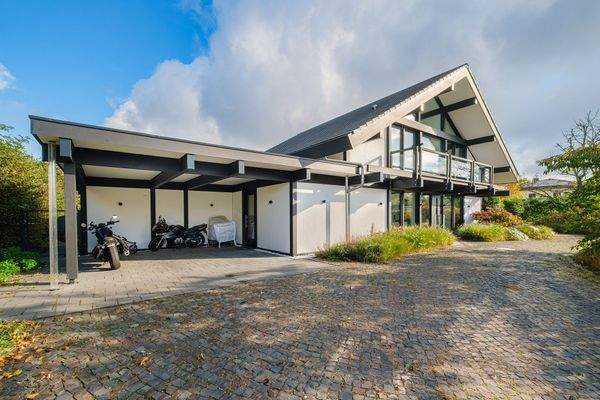 Süd-West-Ansicht des Hauses