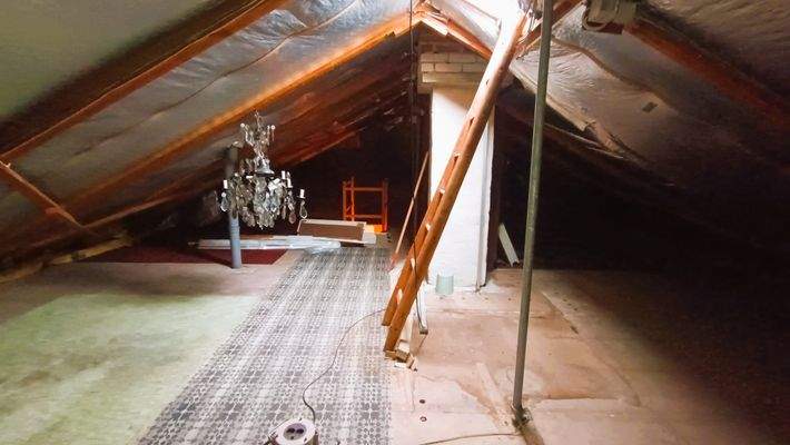 Dachgeschoss_ausbaufähig