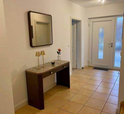 Breiter, heller Flur