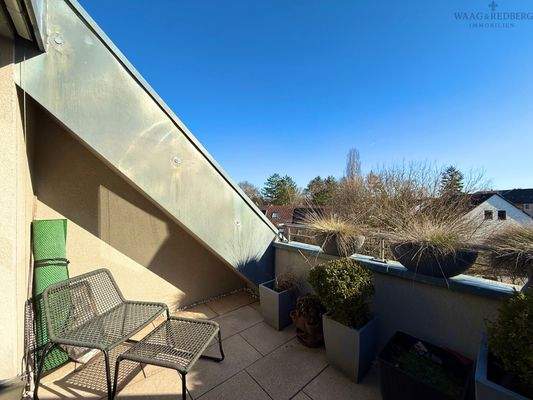 Helle Dachterrasse mit Südausrichtung