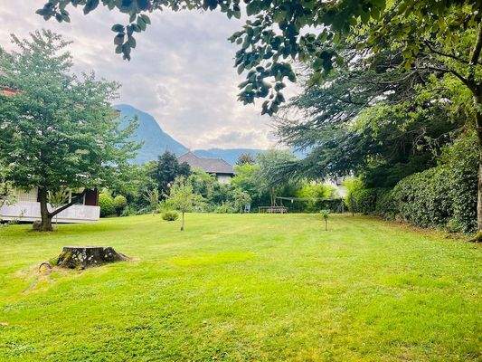 Meran-Obermais-Schwimmbad-Park-AltoAdige-Bilocale-Vollmöbliert-Saniert