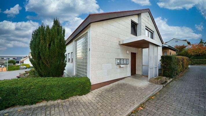 Aussenansicht_Strasse_03