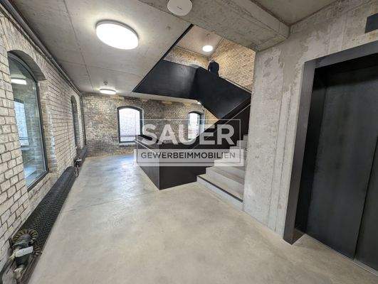 Blick ins Treppenhaus