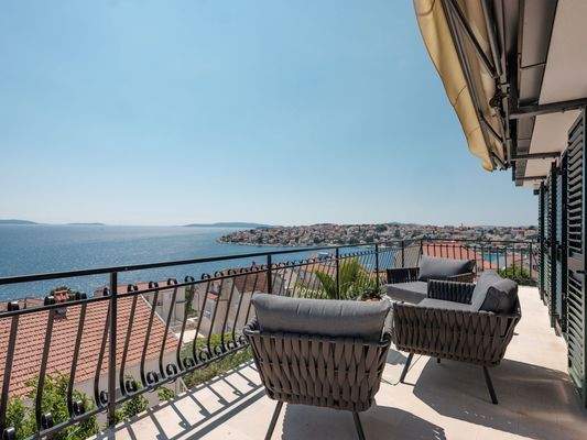 Panoramablick aufs offene Meer