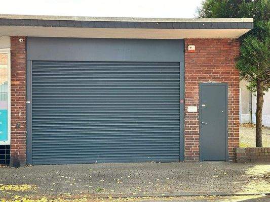 Halle ca. 40m².JPEG