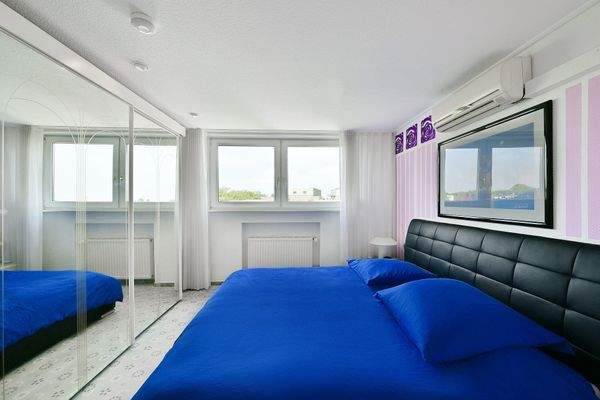 Schlafzimmer Penthouse links