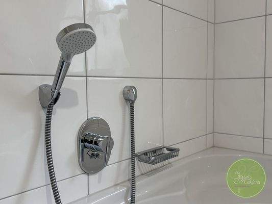 ... gepflegter Armatur.