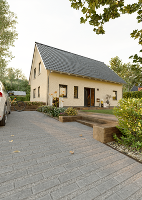 300309cf-70e2-4e5b-b9c3-1bb6c8177f44-1940303100