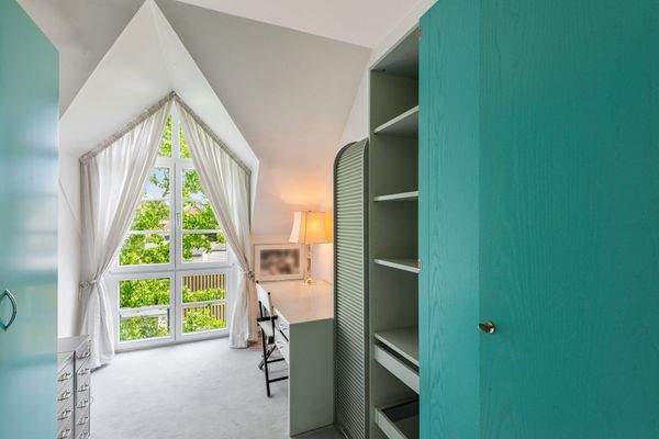 Büro-/ Gäste-/ Schlafzimmer 3