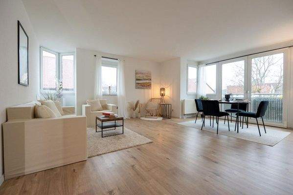 Wohn- und Esszimmer 2