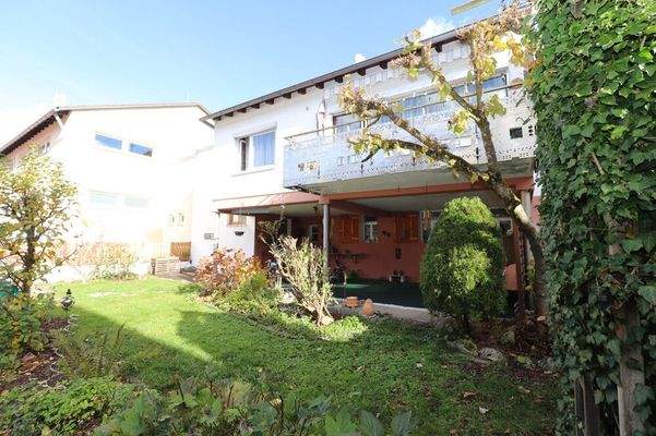 EFH mit Garten, Balkon, Garage