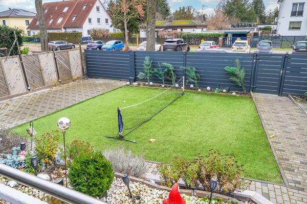 🌳 Fußballfläche oder Garten