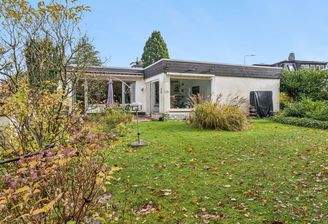 Hausansicht vom Garten